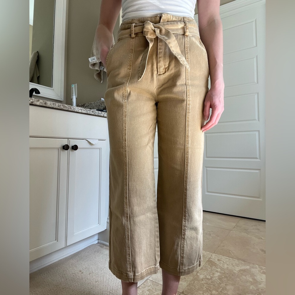 Cropped Khakis